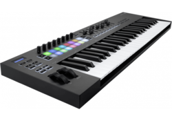 Claviers matres Novation LAUNCHKEY-49-MK3