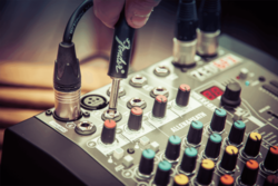 Table de mixage Allen & Heath ZEDI-8