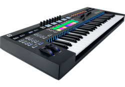 Claviers matres Novation 49SLMK3